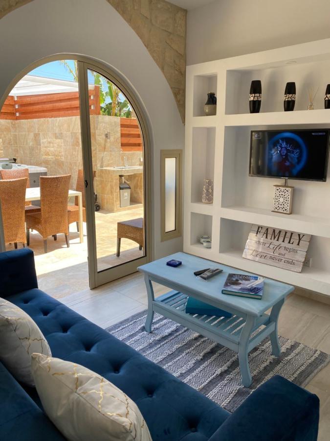 Villa Caerus بافوس المظهر الخارجي الصورة